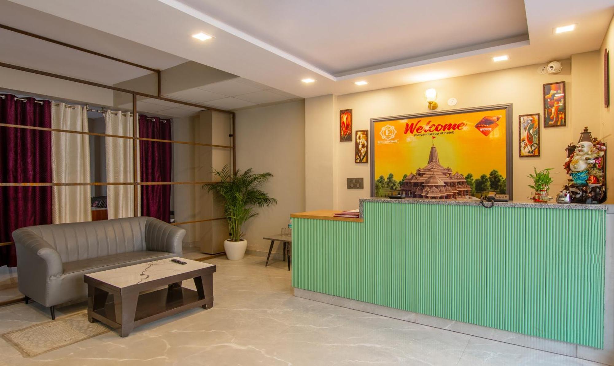 Treebo Elite Corporate, Sector 62 Hotel Noida Buitenkant foto