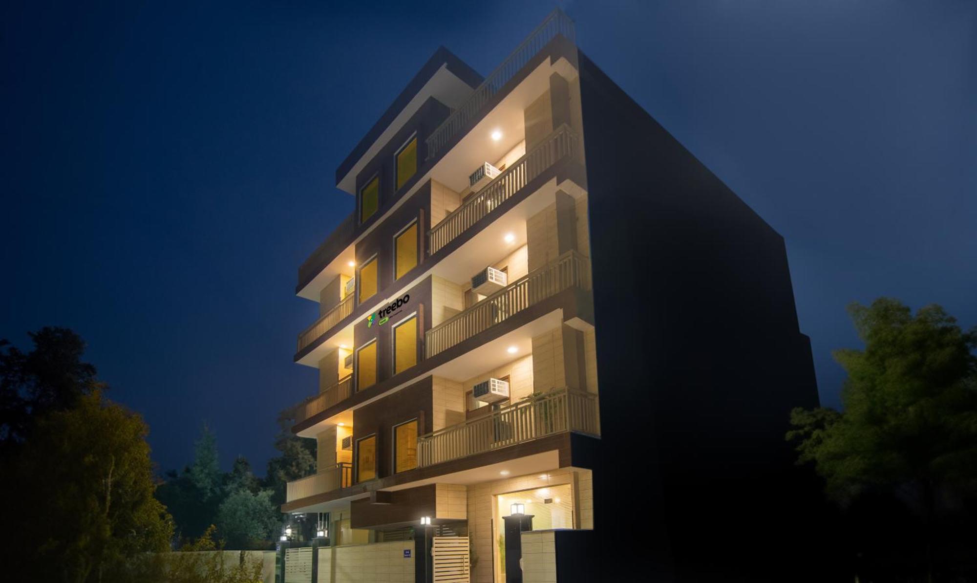 Treebo Elite Corporate, Sector 62 Hotel Noida Buitenkant foto